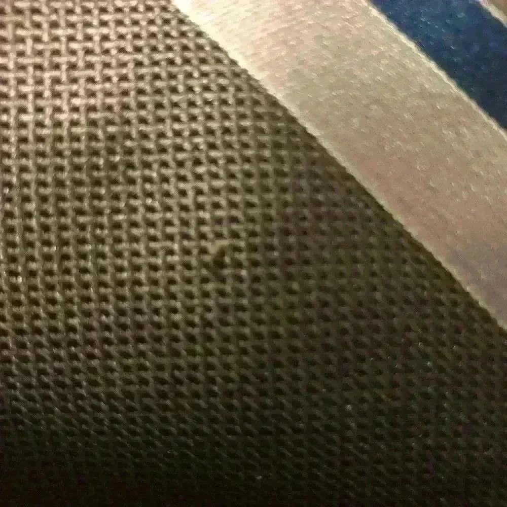Oscar de la Renta Men’s Tie. - Picture 5 of 5